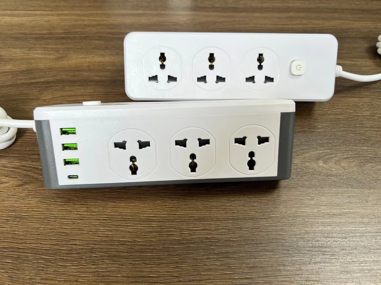 25W Fast charge power sockets with 6AC sockets with 3USB +TYPE C port 