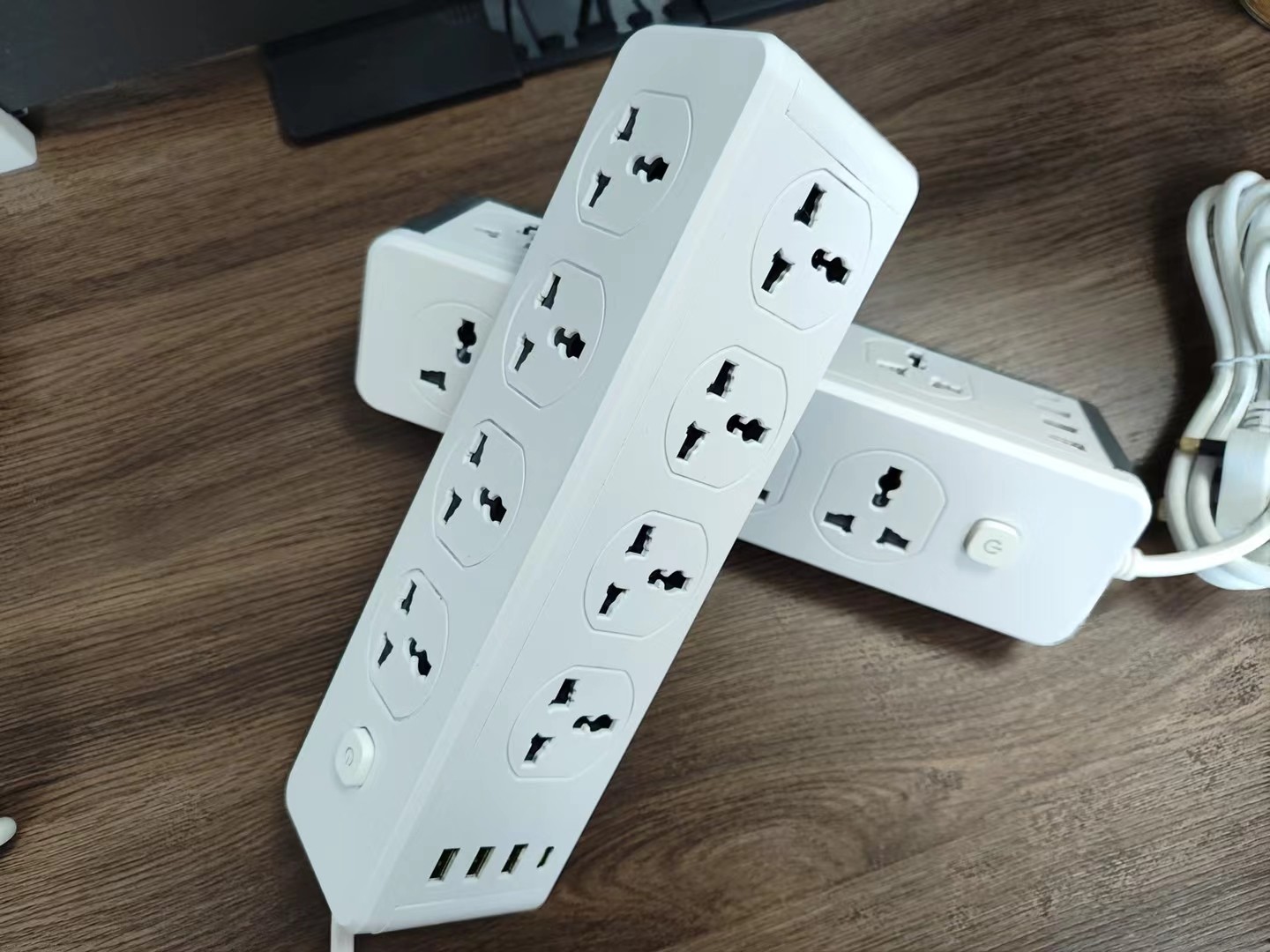 Fast charge power sockets with 25W 8AC sockets with 3USB +TYPE C port 